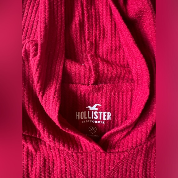 Hollister Extra Small Waffle Knit Red Long Sleeve Hooded Sweatshirt - Picture 2 of 2